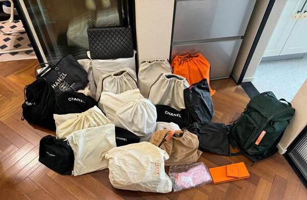 汉中回收奢侈品衣服.jpg